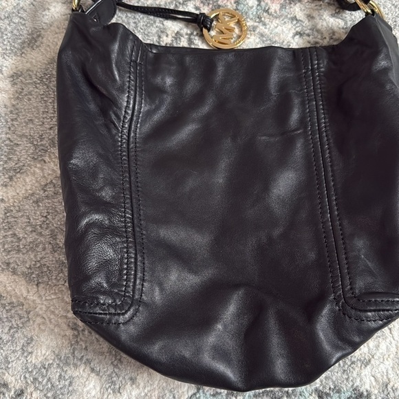 Michael Kors Soft Leather Hobo Shoulder Bag - Picture 3 of 17